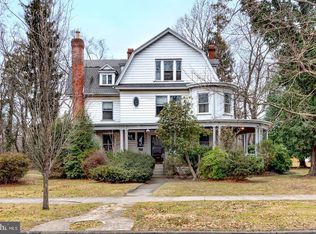 409-413 Lippincott Ave, Riverton, NJ 08077