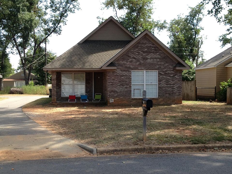 1st image of 1607 4th Ave