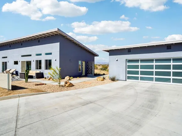 6792 San Angelo Ave, Joshua Tree, CA 92252