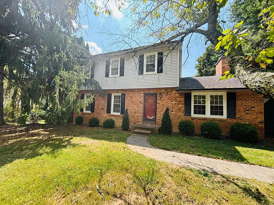 401 Apperson Dr