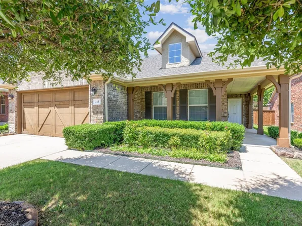 315 Serenade Ln, Euless, TX 76039