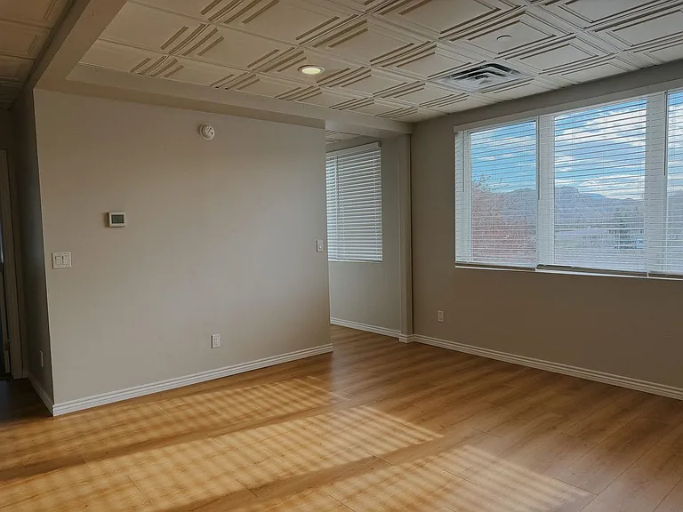 500 Red Table Dr — Photo 7