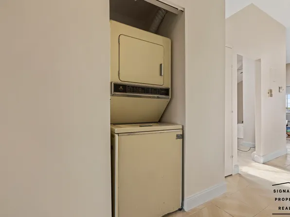 1105 East 72nd Street image 11 of 27