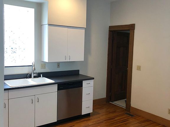 2nd image of 972 Paradrome St #1