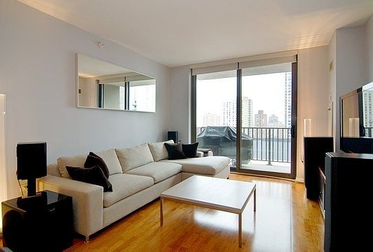 1st image of 635 N Dearborn St APT 2203