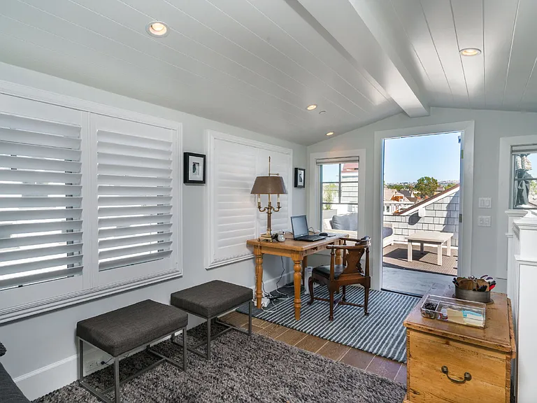217 Coral Ave — Photo 33