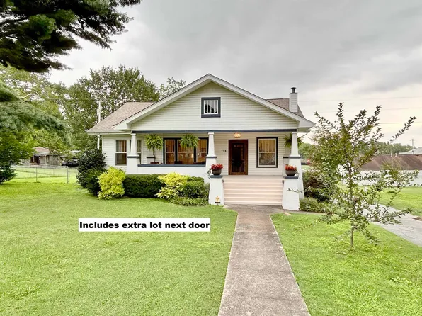 718 N Main St, Tuscumbia, AL 35674