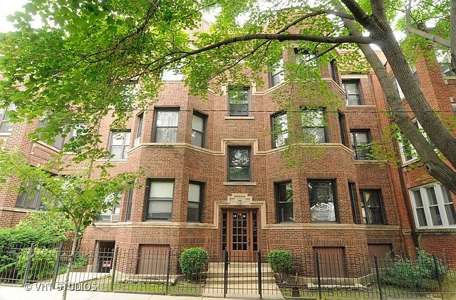 1st image of 1536 W Rosemont Ave #1W