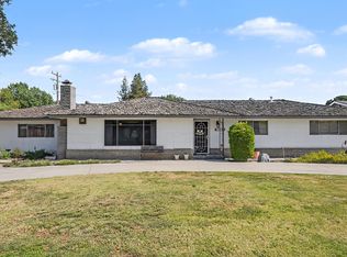 790 Laurence Ln, Hanford, CA 93230