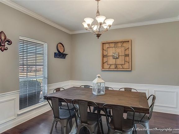 2nd image of 215 Country Club Dr