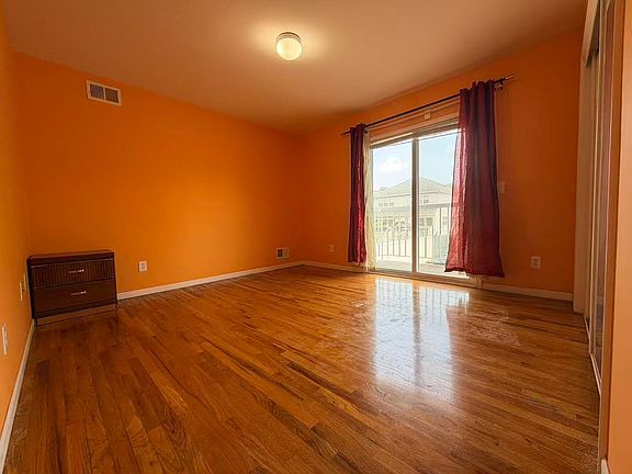 5th image of 81 Glover St #1