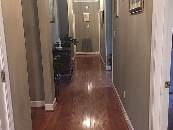 2nd image of 266 Tanglewood Dr