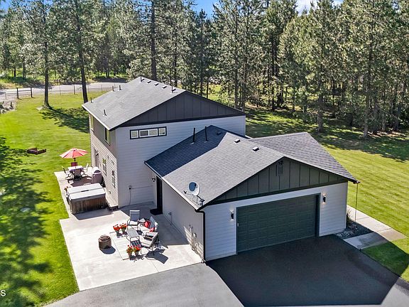 2nd image of 300 E Seasons Rd