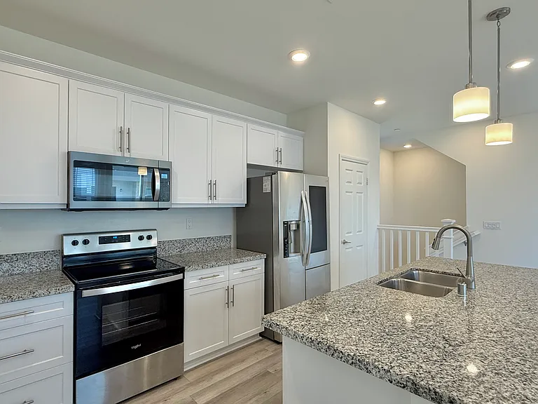 455 Fitzpatrick Rd #101 — Photo 4