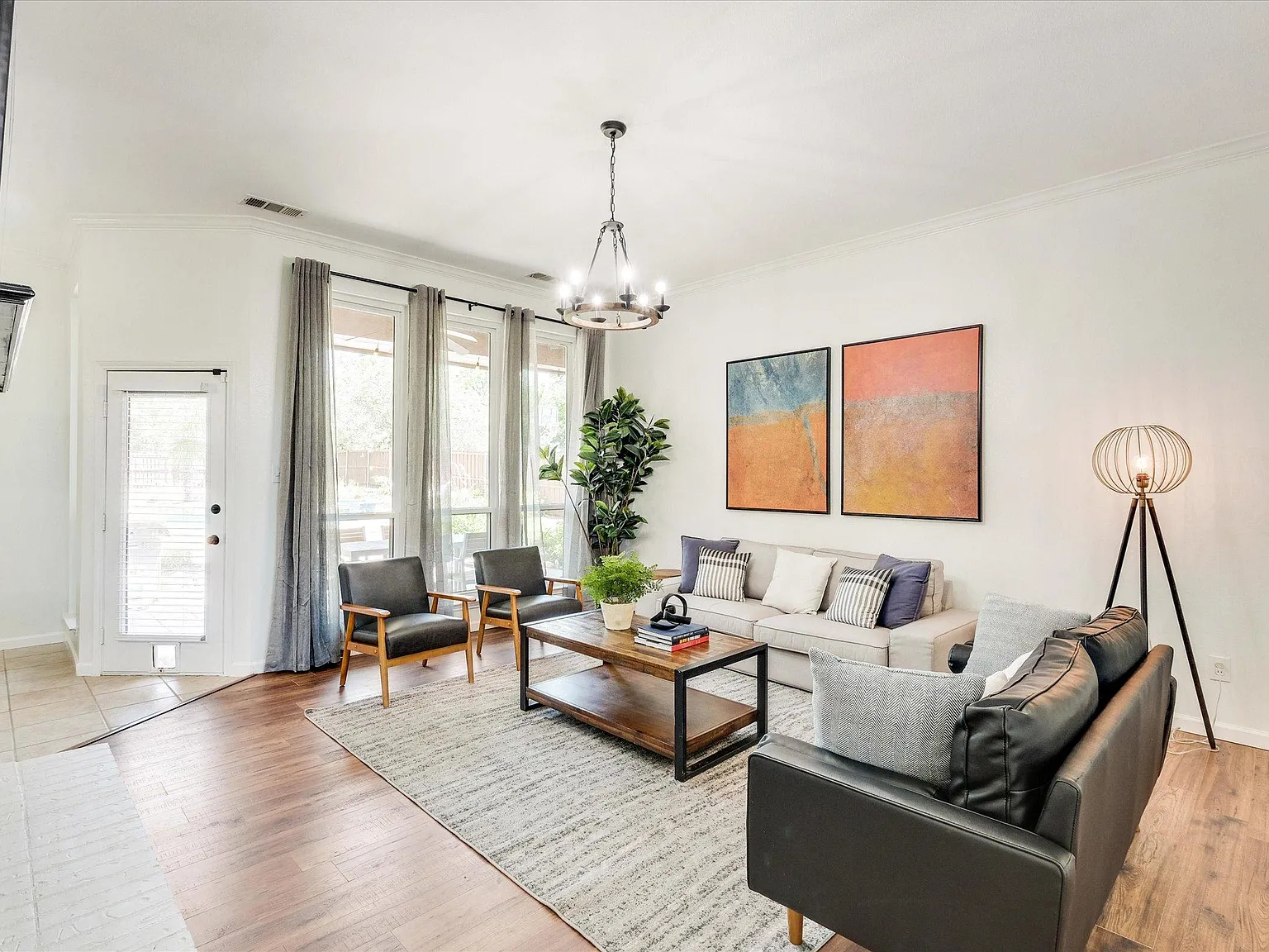 7132 Hunt Ln — Photo 4