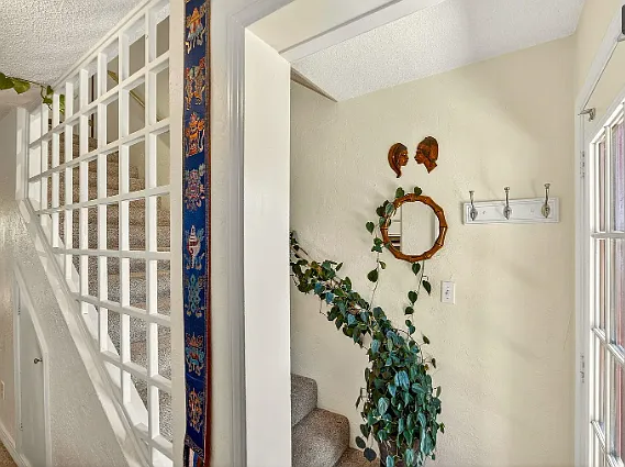 495 Chestnut St #23 — Photo 3