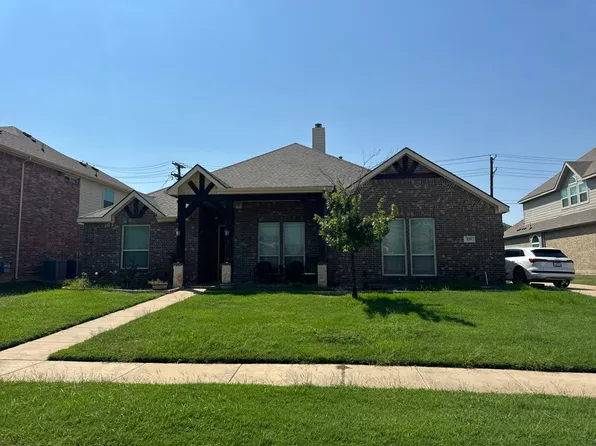 225 Chateau Ave, Kennedale, TX 76060