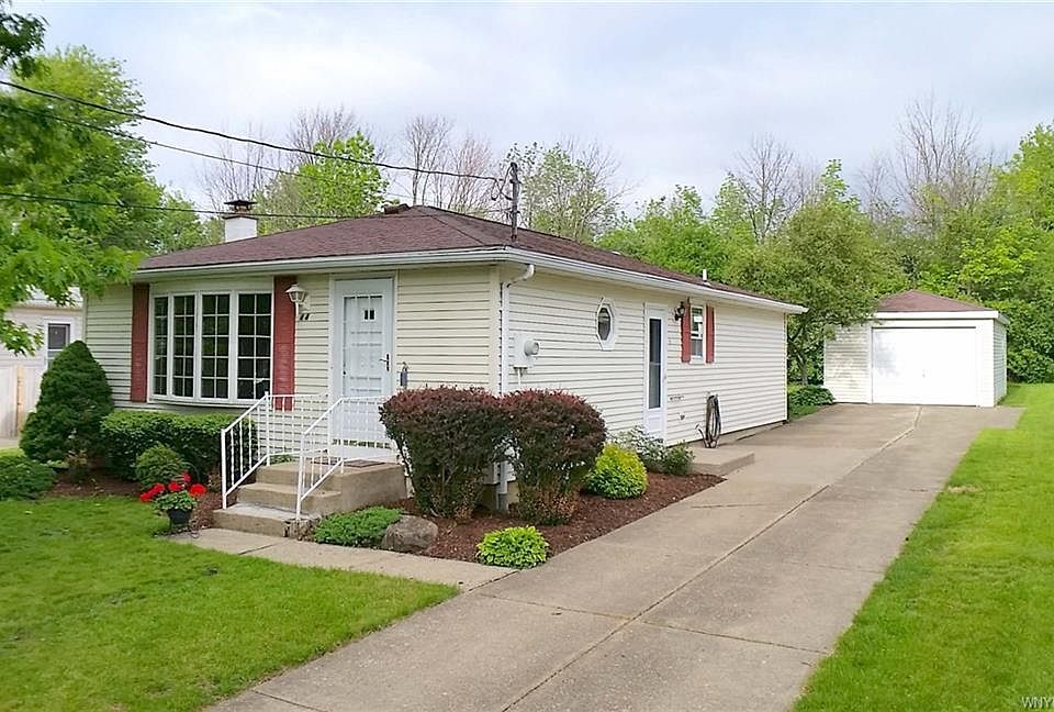 1st image of 44 Auckland Ave