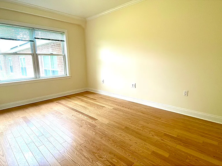85 Thornton Rd #85 — Photo 9