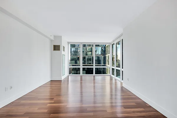 Sold by Compass | media 2