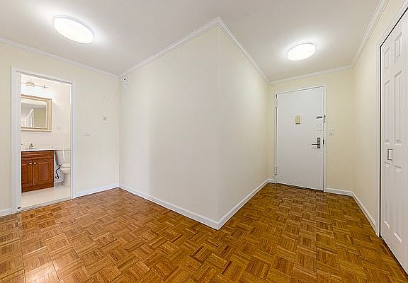 5th image of 561 Amsterdam Ave #16C