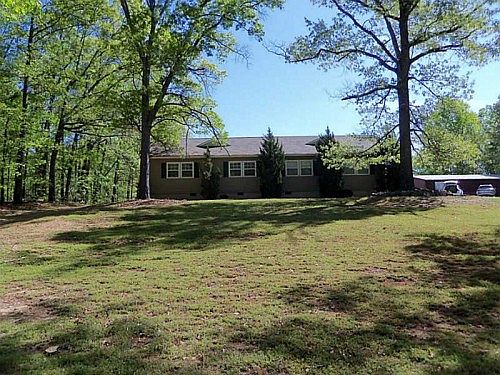 2nd image of 3570 King Dr