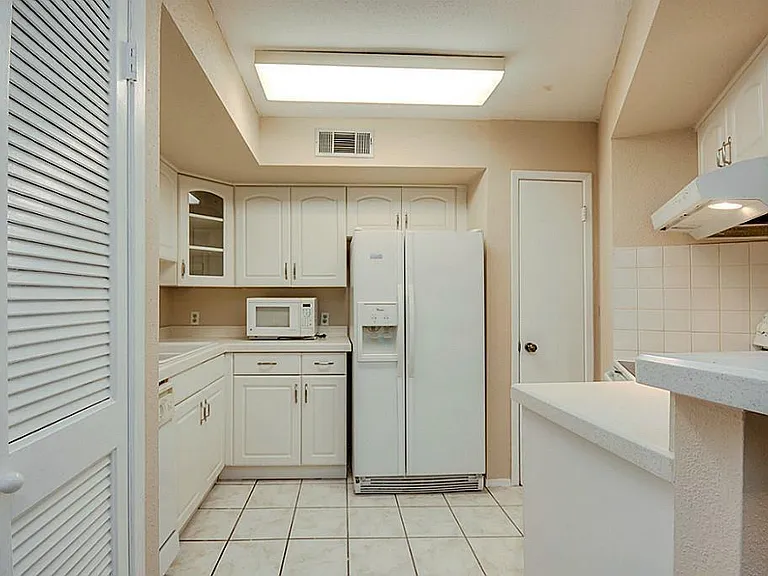 10811 Richmond Ave #19 — Photo 11