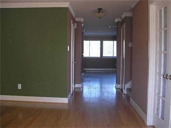 2nd image of 611 Remington Heights Dr
