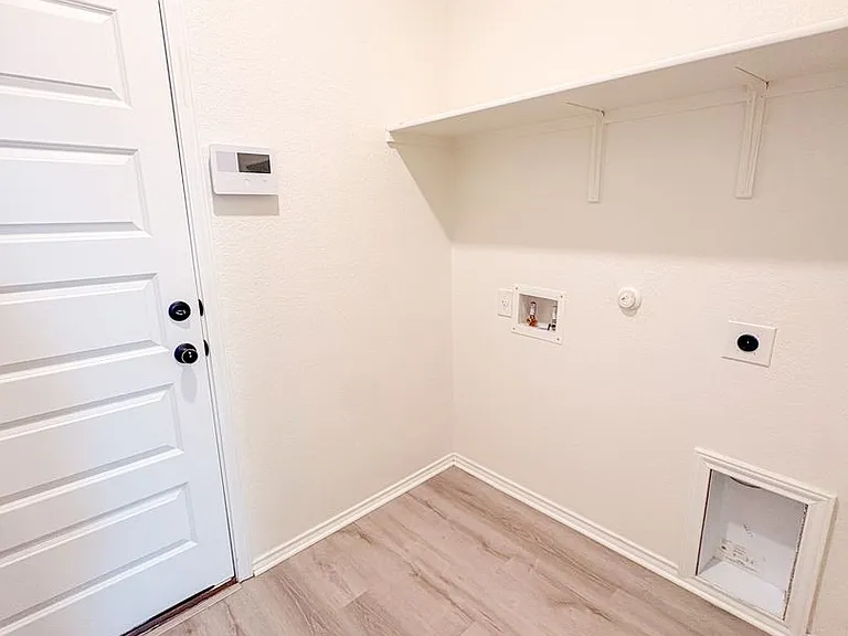 229 Barbary Coast Ln — Photo 9