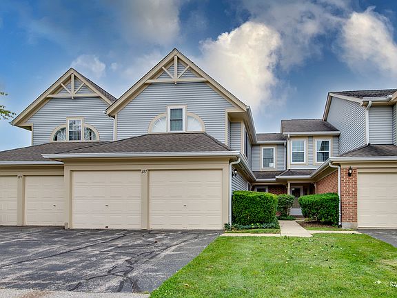 2nd image of 157 Stirling Ln #157