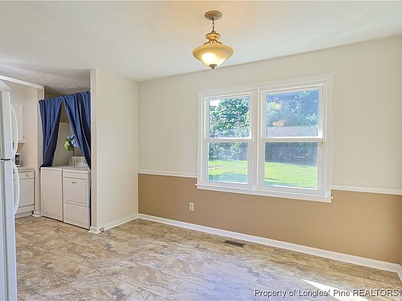 4th image of 3213 Old Oak Ln