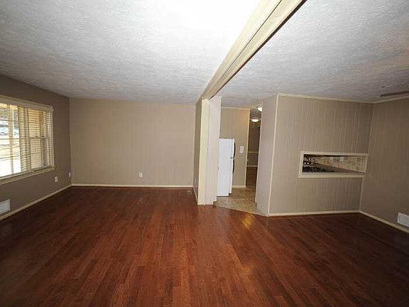 4th image of 648 Braselton Hwy