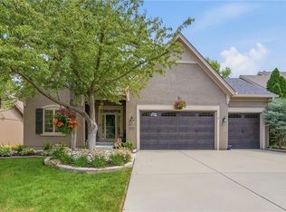 16025 Eby St, Overland Park, KS 66085