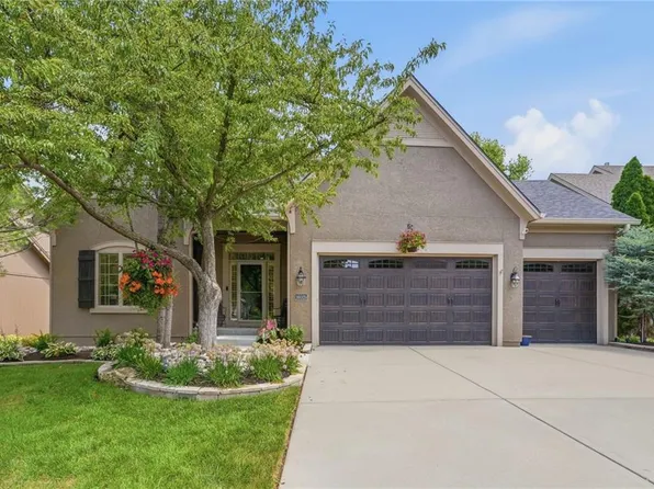 16025 Eby St, Overland Park, KS 66085