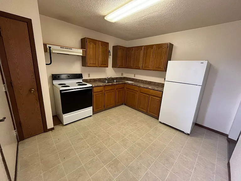 811 S Dousman St #6 — Photo 6