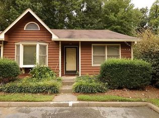686 Rock Garden Cir, Winston Salem, NC 27104