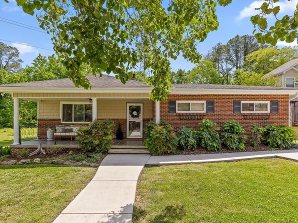 8200 Hitchcock Rd, Chattanooga, TN 37421