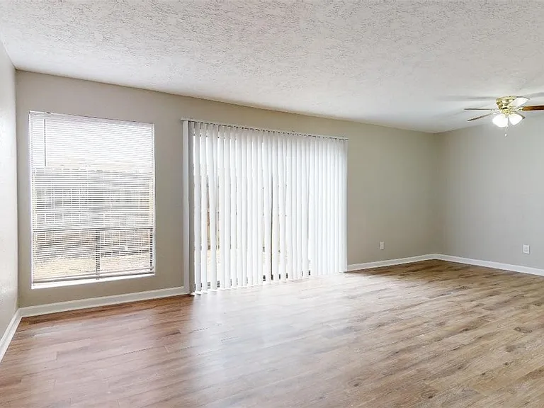 1803 Potomac Pl #B — Photo 2