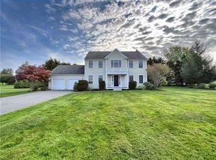 251 Island Dr, Middletown, RI 02842