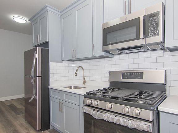 2nd image of 4215 23rd Ave APT 2