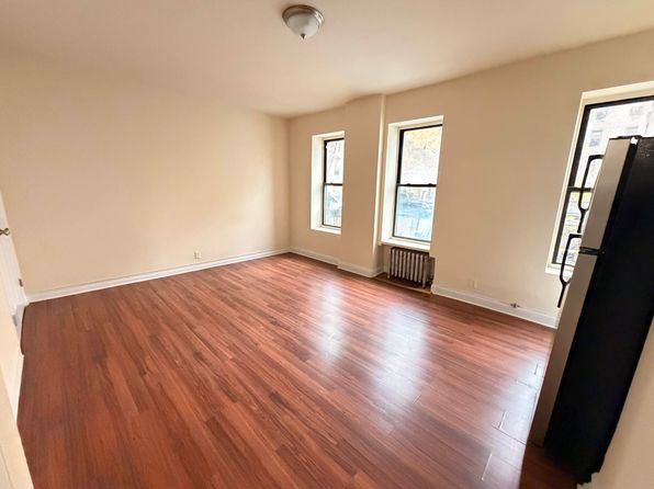 11880 Metropolitan Ave APT 1L