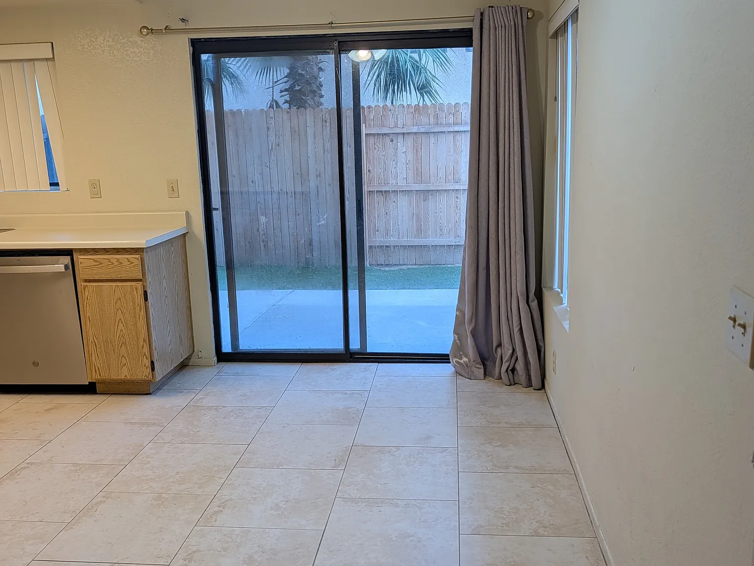 2 bed, 2.5 bath, $2,250 — Photo 2