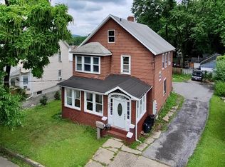 332 South St, Newburgh, NY 12550