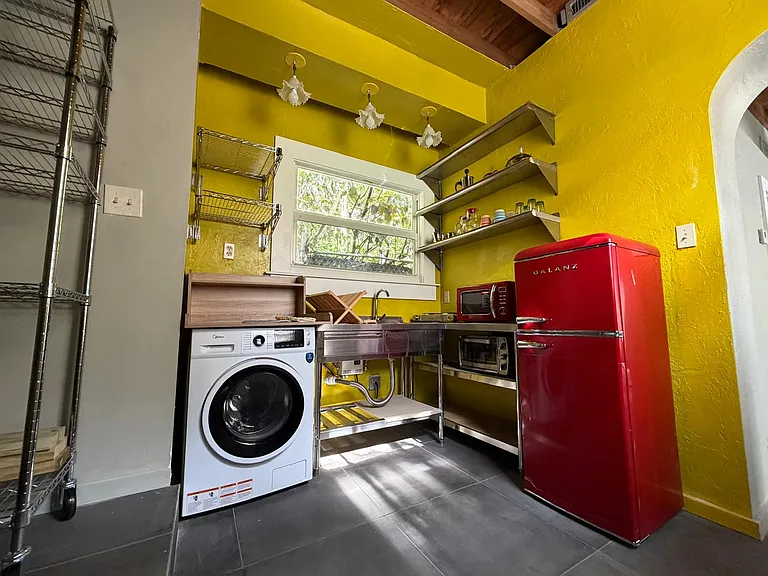 3447 Sheridan Ave — Photo 7