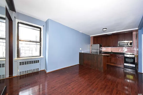 Sold by Alexander Madison Realty | media 5