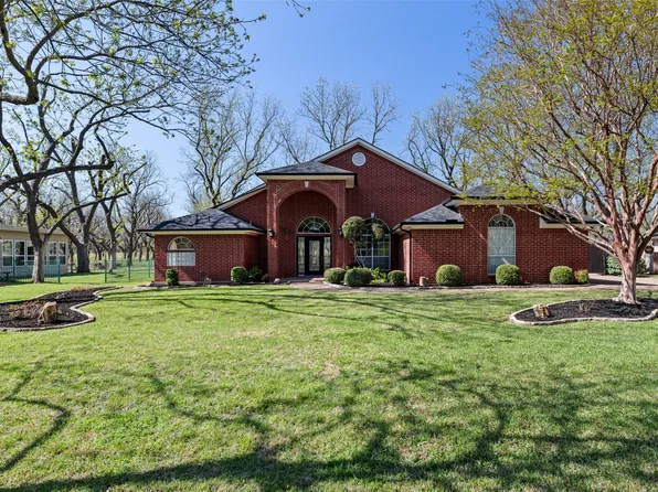 8609 Ravenswood Rd, Granbury, TX 76049