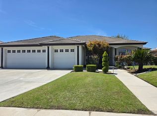 8309 Waterfield Dr, Bakersfield, CA 93312