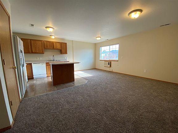 3rd image of 1823 Montana St APT G