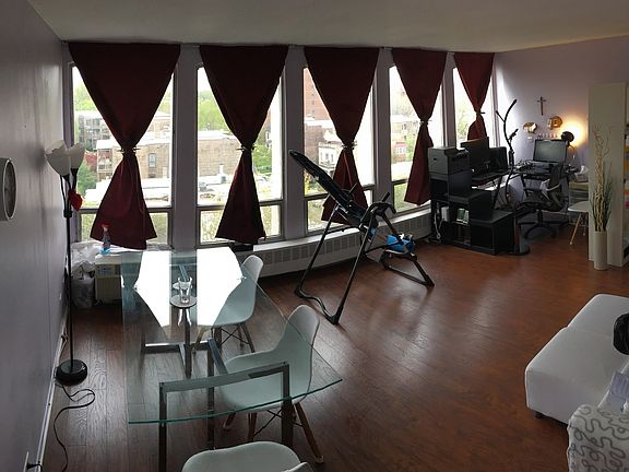 5th image of 1400 E 55th Pl #706S