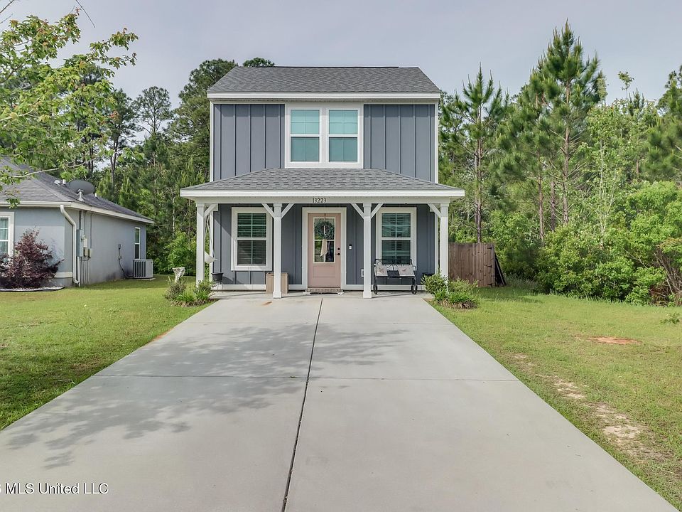 1st image of 13223 Willow Oak Cir